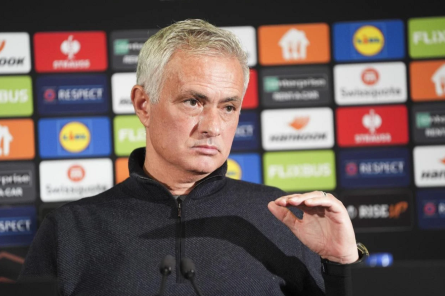 MOURINHO IZNENADIO POTEZOM UOČI DOLASKA NA BERNABEU: Još jednom pokazao zašto je poseban.