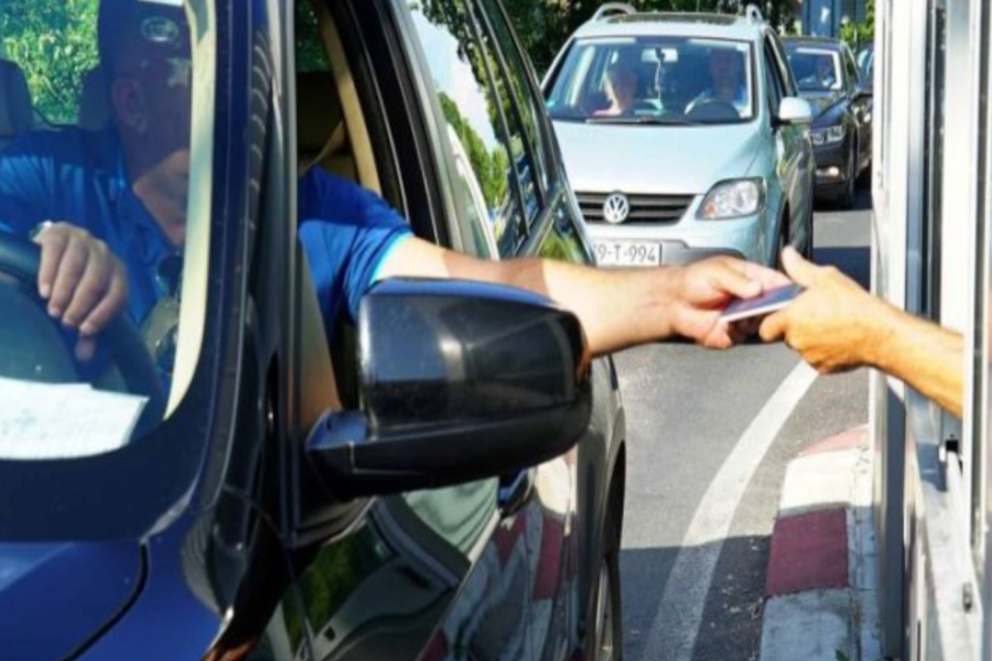 MOŽE LI GRANIČNA POLICIJA TRAŽITI DA OTKLJUČATE MOBITEL?: Donosimo odgovor koji zanima sve koji putuju u EU