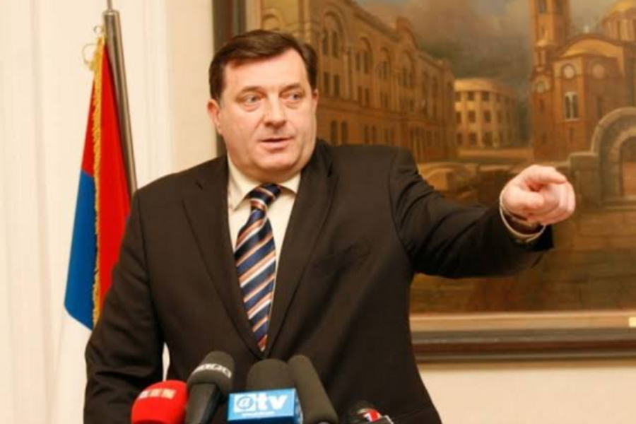'JA ZNAM SAVRŠENO DOBRO ŠTA JE BILO U SREBRENICI, BIO JE GENOCID': Podsjetnik na dane kada je Dodik priznavao pravne činjenice i žestoko kritikovao Karadžića i Mladića (VIDEO)