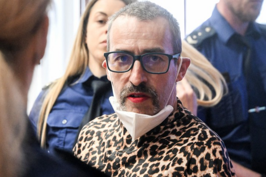 'TRIK' NIJE PROŠAO: Njemački desničar postao žena da izbjegne zatvor, pa na kraju ipak završio s muškarcima