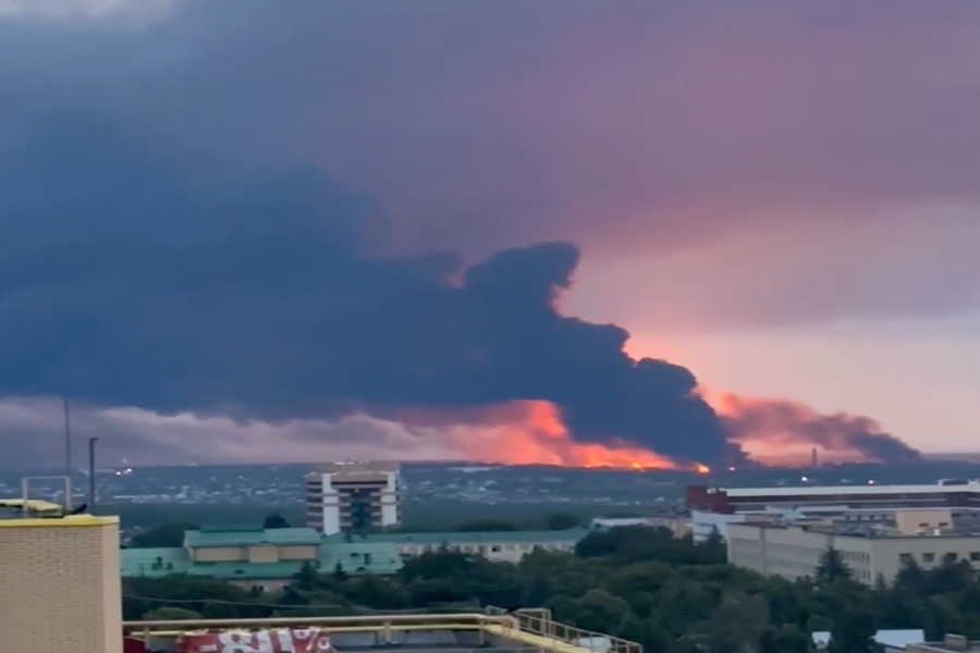 POSLJEDICE RATA STIGLE U RUSIJU: Masovni požari nakon razornog napada ukrajinskih snaga (VIDEO)