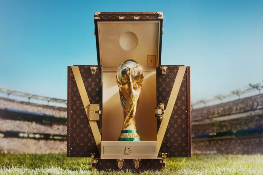 NAJVRIJEDNIJI TROFEJ NA SVIJETU DOBIO NOVI DOM: Pogledajte spektakularni Louis Vuitton kovčeg