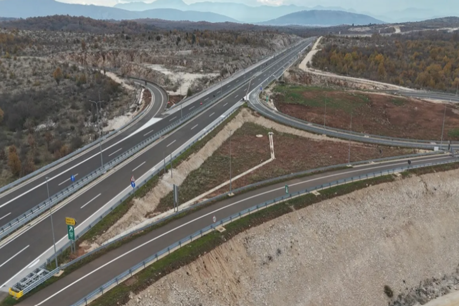 AUTOPUT KOJI NE VODI NIGDJE: Moderna dionica od 7,2 kilometra već punih pet godina zjapi sablasno prazna, a evo i zbog čega