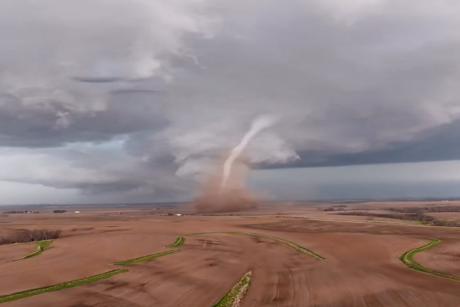NEVIĐENI PRIZORI IZ SRCA OLUJE: Naučnici po prvi put snimili tornado iznutra (VIDEO)