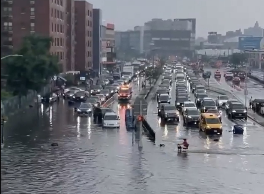 HAOS UOČI SPEKTAKLA: Potop u New Yorku poremetio pripreme ekipa, organizatori strahuju od odgađanja finala Mundijala (VIDEO)