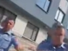 DRAMA U DOBOJU: Majka i kćerka nisu željele dozvoliti policajcima da uklone zastavu...