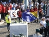 PREPJEŠAČILI PUT SMRTI: Nakon tri dana, učesnici Marša mira stigli u Potočare (FOTO)