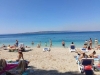 HIT NA PLAŽI: Žena izašla iz plićaka u obući koju niko nije očekivao, mnogima je popravila dan (VIDEO)