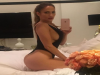 GOLA KAO OD MAJKE ROĐENA: Jennifer Lopez skinula sve sa sebe, pa najnovijom slikom napravila pometnju na društvenim mrežama (FOTO)