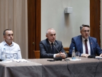 TUŽNA KOLONA KREĆE IZ ŠEJKOVAČE: Sve je spremno za dostojanstven ispraćaj pet žrtava u Kamičanima
