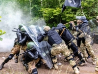 VOJNICI IZ TRI ZEMLJE U AKCIJI: Pogledajte šta je uvježbavano na poligonu u Pazariću (FOTO)