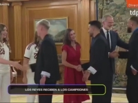 HIT NA INTERNETU: Svi igrači Španije se kralju naklonili s poštovanjem, a pogledajte kako ga je pozdravio Yamal (VIDEO)
