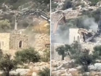 ZLOČINAČKI REŽIM SE NE ZAUSTAVLJA: Srušili palestinsku kuću stariju od Izraela pod izgovorom da nema 'građevinsku dozvolu' (VIDEO)