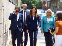 STIGLA HDZ-ova EKIPA: Lista sa više od 400 kandidata predata CIK-u