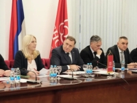 VAŽAN SASTANAK U BANJOJ LUCI: SNSD danas potvrđuje ključna imena za predstojeće izbore