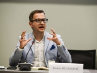 MUJANOVIĆ OTVORENO UPOZORAVA: 'Hrvatski ekstremizam postaje sve veći i veći problem!'