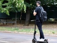 NE ŽELE OVE PROPISE NA DRŽAVNOM NIVOU: SNSD oborio i uvođenje strožih pravila za električne romobile