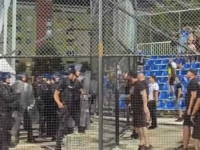 LETJELE FLAŠE I STOLICE: Pogledajte žestok sukob bugarskih huligana sa MUP-om RS (VIDEO)