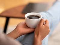 PET ŠOLJICA KAFE DNEVNO MOŽE ZAŠTITITI SRCE: Naučnici otkrili gdje počinje ozbiljan rizik