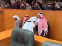 BURNO U PARLAMENTU KUVAJTA: Otkriveno da su SAD dobile odobrenje za napade na Iran (VIDEO)