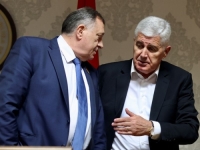 DODIK PODRŽAO REZOLUCIJU: 'Hrvatska ima pravo podržati Hrvate u BiH, 'zaštita prava hrišćana od muslimanskog unitarizma jedini je način da BiH opstane''