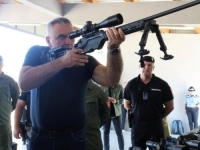 MINIĆ SE LATIO SNAJPERA U ZALUŽANIMA: Pogledajte kako vlasti RS-a promovišu novo naoružanje (FOTO)