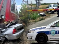 JEZIVI DETALJI TRAGEDIJE KOD ODŽAKA: Mlada majka (27) u sedmom mjesecu trudnoće i njen trogodišnji sin poginuli na putu do ljekara