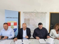 PLENKOVIĆ ODRIJEŠIO KESU: Gradit će se nova cesta u Hercegovini vrijedna 43 miliona KM