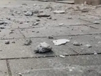 NOVO OBRUŠAVANJE FASADE U SARAJEVU: Komadi su pali na ugostiteljski objekat
