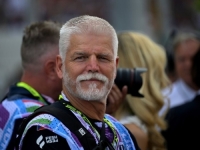 NESVAKIDAŠNJA SCENA: Nećete vjerovati šta je na utrci Formule 1 radio predsjednik Češke