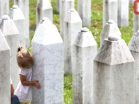 AMERIČKA PROFESORICA UPOZORAVA: 'Genocid ne počinje prvim metkom nego prvim...'