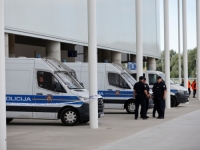 POLICIJA TRAGA ZA PREVARANTIMA: Uplatili desetine hiljada eura za automobil koji nikad nije stigao