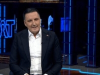 NEDELJKO I SVI SU TU: Elek proziva ministra SNSD-a - Jak u teoriji, slab u praksi