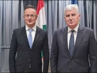 POLITIČKA SMRT JOŠ JEDNOG NEPRIJATELJA BOSNE: Peter Szijjarto napustio parlament, pamtit ćemo ga po tajnom razgovoru sa Draganom Čovićem koji je šokirao Bosnu i Hercegovinu... (VIDEO)