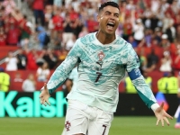 LISTA NAJBOGATIJIH FUDBALERA SVIJETA: Ronaldo 'težak' preko milijardu, a evo gdje je Messi