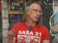 UŽAS U SUSJEDSTVU: Pretučeni vođa kultnog benda i njegova supruga -'Počeli su nas mlatiti, branili smo se kako smo znali i umjeli, ali onda su izašli...'