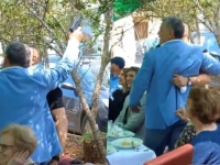 PUCAJ, NE MOGU TI NIŠTA: Pogledajte kako se policajac iz Hercegovine čije je 'spengavanje' tražio Nermin Nikšić provodi uz 'pjevanje i pucanje' (VIDEO)