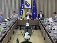 KOD HRVATA MOŽE SVE: Savjetnik Borjane Krišto otišao u penziju 'na dan', uzeo otpremninu od oko 20.000 KM i ponovo se zaposlio