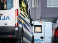 ŠAMARAO JE, ČUPAO I VUKAO PO PODU PRED DJETETOM: Sramotna presuda suda za nasilnika – neće provesti ni dan u zatvoru