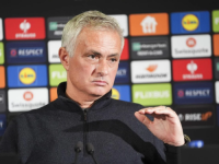 MOURINHO IZNENADIO POTEZOM UOČI DOLASKA NA BERNABEU: Još jednom pokazao zašto je poseban.
