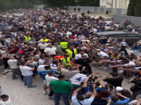 SPEKTAKL U KLAGENFURTU: Tarik Muharemović se vratio, masa navijača ga dočekala sa oduševljenjem (VIDEO)