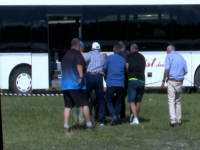 PRAVI CIRKUS U RS-u: Cvijanovićka i Minić ponapijali penzionere, morali ih unositi u autobuse
