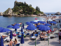UZBUNA NA JADRANU: Italija počela naplaćivati ulaz na plaže, sprema li se isti scenario i u Hrvatskoj?