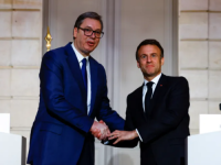 SRBIJANSKI KOŠARKAŠ PROGLASIO VUČIĆA NAJVEĆIM BAKSUZOM NA BALKANU: 'Samo da javim Macronu da ste izgubili utakmicu jer ste ga pozvali da se slika s vama'