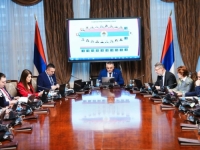 STIŽU POVIŠICE: Pogledajte kolike su plate dali sebi Savo Minić i ministri u Vladi RS