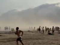 U SAMO DVIJE MINUTE NEBO SE ZAMRAČILO, TURISTI BJEŽALI U PANICI: Enbata izazvala haos na plaži