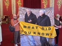 PROTESTI U BUCKINGHAMSKOJ PALATI: Aktivisti traže odgovore o mračnoj prošlosti kraljevske porodice