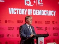 KOMŠIĆ ČESTITAO ERDOGANU: 'U pokušaj rušenja legitimne vlasti bili su uloženi...'