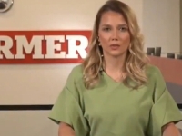 SCENA KOJA JE ZAPALILA MREŽE: Voditeljica režimske televizije Informer se smijala dok je čitala Vučićevu poruku o suverenitetu Srbije (VIDEO)
