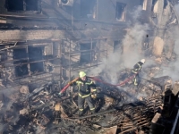 USKORO POČINJE NOVI MASOVNI NAPAD: Zelenski stao nasred ulice, pa poslao HITNU poruku Ukrajincima - 'Zaštite živote!'